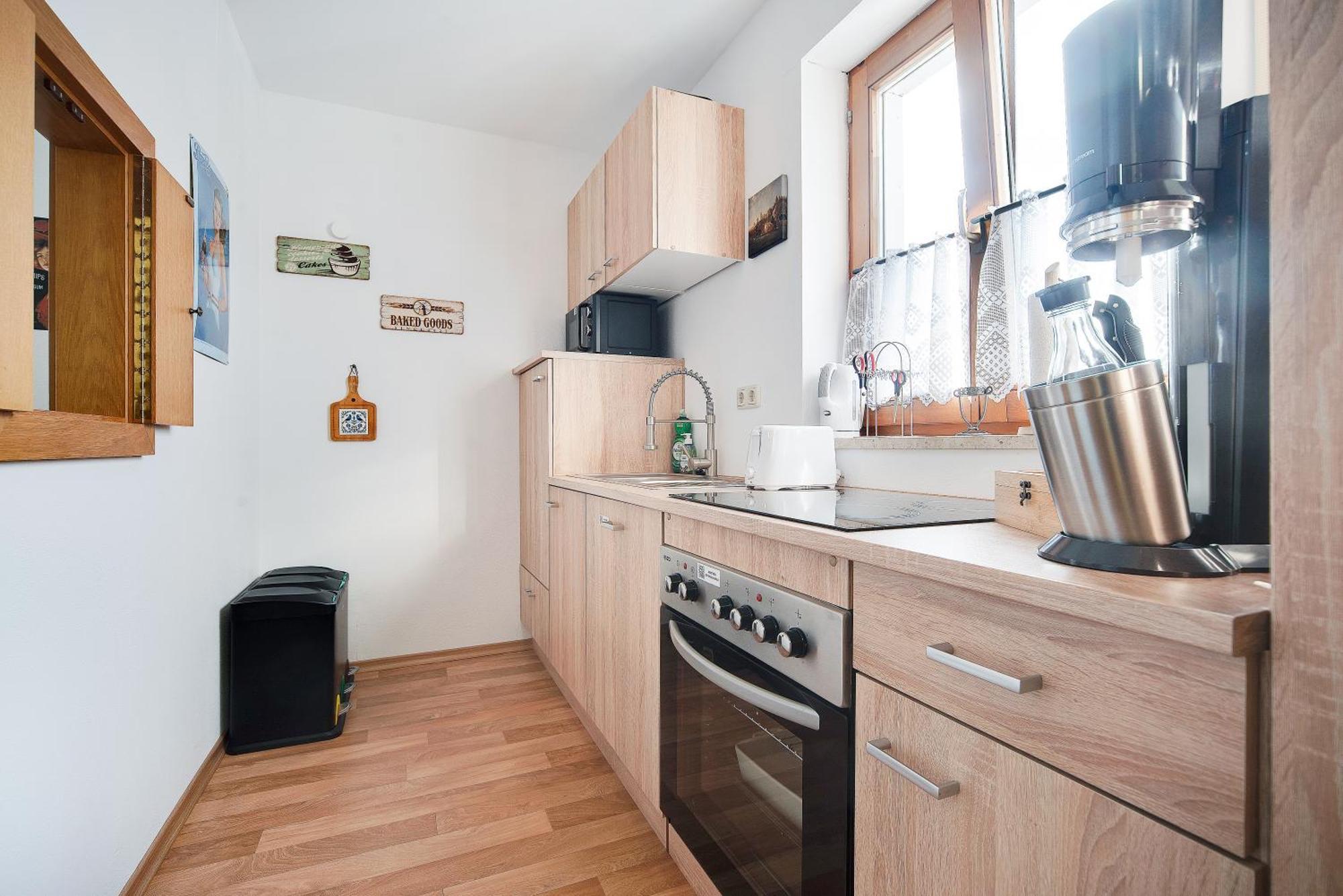 Fewo-Lavees Moderne Zentrale Fewo Nahe Omv Wacker Kliniken Burg -Eigener Eingang-Schluesselloser Check In Burghausen Exteriér fotografie